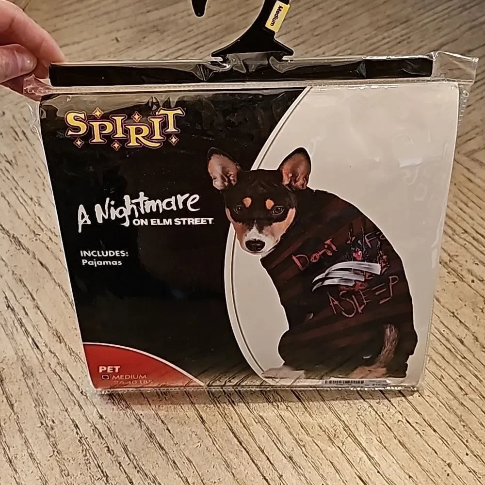 Nightmare on elm Street dog sweater size M NWT